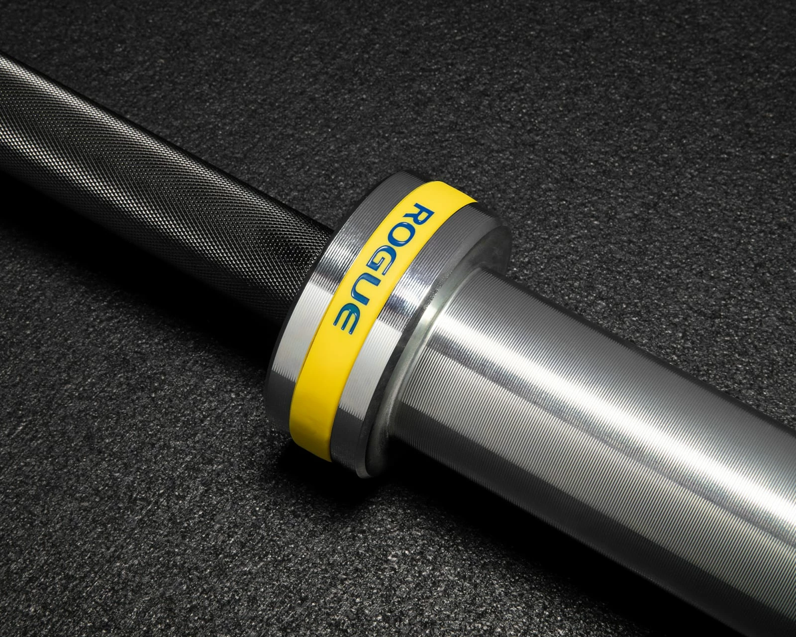 Rogue Fitness The Rogue Bar 2.0 - Black Zinc 5 Rogue Fitness The Rogue Bar 2.0 - Black Zinc - Image 5