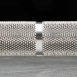 Rogue Fitness Rogue 20KG Ohio Power Bar - Stainless Steel 8 Rogue Fitness Rogue 20KG Ohio Power Bar - Stainless Steel -Rogue Fitness Shop RA0692 SSDC WEB3 wyjbzy