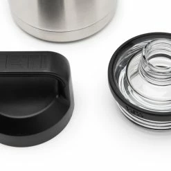 Yeti - Rogue Bottle 36oz.- Chug Cap -Rogue Fitness Shop YT0053 WEB2 pd0eoz